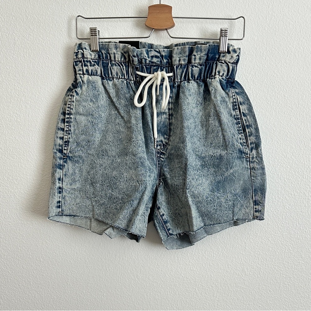 Blank NYC Blue Denim Paperbag High Waist Drawstring Raw Hem Shorts Size 27